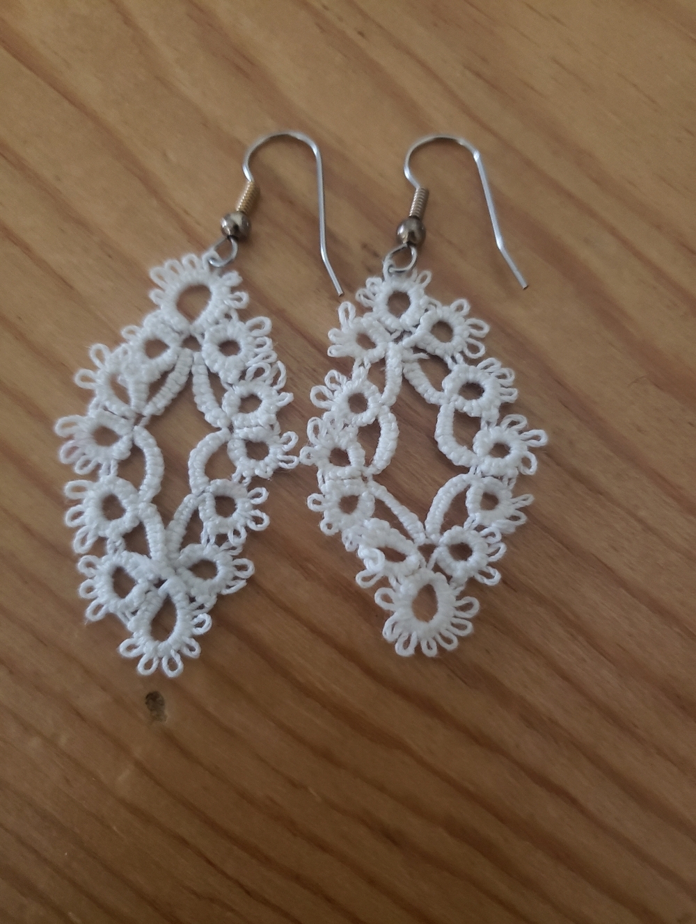 White Lace Teardrop Dangle Earrings - Unbranded